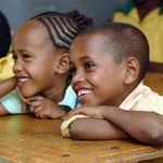 Grundschulkinder in einem Klassenzimmer in Harar, Äthiopien