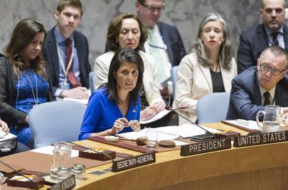 UN Photo/Rick Bajornas Amerikanische UN-Botschafterin Nikki Haley spricht im UN-Sicherheitsrat.